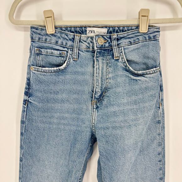 ZARA Women’s Skinny Jeans Size 2 Light Wash Raw Hem Mid Rise Stretch Denim - Picture 5 of 7